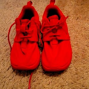 nike shoes size 12 red